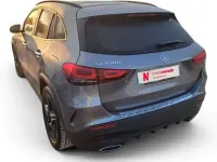 Usado Mercedes GLA180 AMG line 136 CV (100 kW) 2023 Gris SUV