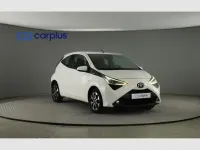 Usado Toyota Aygo X-play 72 CV (52 kW) 2019 Utilitario