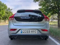 Usado Volvo V40 R-Design Momentum 245 CV (180 kW) 2014 Gris / plata Berlina