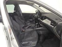 Usado Skoda Kamiq Ambition 110 CV (80 kW) 2022 Blanco SUV