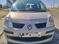 Usado Renault Modus Dynamique 100 CV (73 kW) 2005 Gris / plata Monovolumen