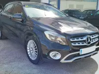 Usado Mercedes GLA200 136 CV (100 kW) 2018 Negro SUV