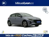 Usado Hyundai i20 101 CV (74 kW) 2024 Gris Utilitario