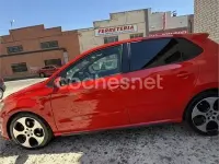 Usado VW Polo GTI 180 CV (132 kW) 2012 Rojo Utilitario