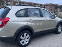 Usado Chevrolet Captiva LT 150 CV (110 kW) 2009 Beige SUV