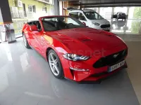 Usado Ford Mustang GT 450 CV (330 kW) 2022 Rojo Descapotable