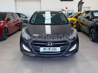 Usado Hyundai i30 135 CV (99 kW) 2015 Gris / plata Berlina