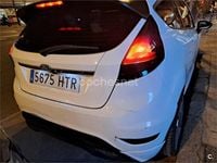 Usado Ford Fiesta Trend 95 CV (69 kW) 2013 Blanco Utilitario