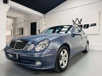 Usado Mercedes E320 204 CV (150 kW) 2004 Azul Berlina