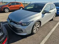 Usado VW Golf VIII 116 CV (85 kW) 2025 Gris Utilitario