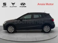Usado Seat Arona Style 116 CV (85 kW) 2025 Gris / plata SUV