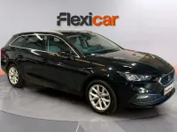Usado Seat Leon FR 116 CV (85 kW) 2025 Negro Berlina