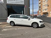 Usado VW Passat 105 CV (77 kW) 2012 Blanco Familiar