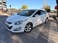 Usado Hyundai i40 136 CV (100 kW) 2013 Blanco Berlina