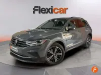 Usado VW Tiguan Life 150 CV (110 kW) 2021 Gris SUV