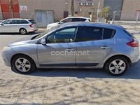 Usado Renault Mégane Dynamique 105 CV (77 kW) 2010 Gris / plata Berlina