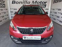 Usado Peugeot 2008 Style 99 CV (72 kW) 2018 Rojo SUV