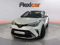 Käytetty Toyota C-HR Advance 184 HP (135 kW) 2023 Valkoinen Katumaasturi
