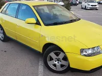 Usado Audi A3 Ambiente 100 CV (73 kW) 2003 Amarillo Utilitario
