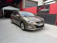 Usado Hyundai i40 116 CV (85 kW) 2013 Beige Berlina