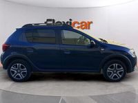 Usado Dacia Sandero Comfort 95 HP (69 kW) 2019 Azul Sedan