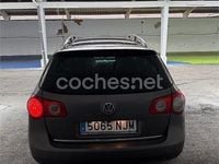 Usado VW Passat Advance 140 CV (102 kW) 2007 Gris / plata Familiar