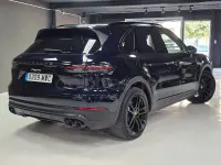 Usado Porsche Cayenne E-Hybrid 462 CV (339 kW) 2020 Negro SUV