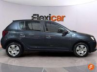 Usado Dacia Sandero Comfort 90 CV (66 kW) 2019 Azul Utilitario