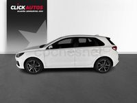 Usado Hyundai i30 110 CV (80 kW) 2024 Blanco Berlina