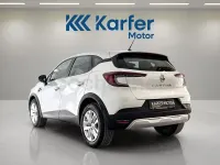 Usado Renault Captur Intens 100 CV (73 kW) 2023 Blanco SUV