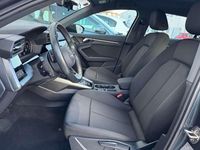 Usado Audi A3 Sportback 150 CV (110 kW) 2020 Gris Utilitario