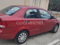 Usado Chevrolet Kalos 94 CV (69 kW) 2004 Rojo Berlina