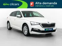 Usado Skoda Scala Ambition 110 CV (80 kW) 2023 Blanco Utilitario