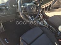 Usado Hyundai i30 N Line 160 CV (117 kW) 2023 Gris / plata Berlina