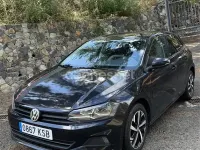 Usado VW Polo Beats 95 CV (69 kW) 2018 Negro Utilitario