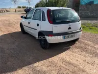 Usado Opel Corsa Club 58 CV (42 kW) 2001 Blanco Utilitario
