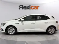 Usado Renault Mégane II Intens 115 CV (84 kW) 2022 Blanco Berlina