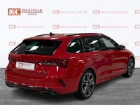 Usado Skoda Octavia RS 245 CV (180 kW) 2022 Rojo Familiar