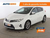 Usado Toyota Auris Hybrid Advance 136 CV (100 kW) 2014 Blanco Berlina