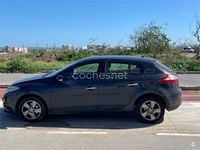 Usado Renault Mégane Dynamique 105 CV (77 kW) 2009 Gris / plata Berlina