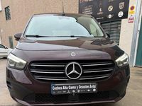 Usado Mercedes T180 116 CV (85 kW) 2023 Violeta / lila Monovolumen