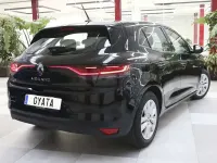 Usado Renault Mégane Intens 116 CV (85 kW) 2022 Negro Utilitario