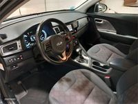 Używany Kia Niro 141 KM (103 kW) 2018 Niebieski SUV