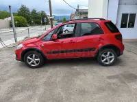 Usado Suzuki SX4 GLX 135 CV (99 kW) 2010 Rojo SUV