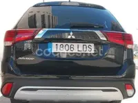 Usado Mitsubishi Outlander Motion 150 CV (110 kW) 2020 Negro SUV