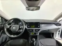 Usado Skoda Scala Ambition 110 CV (80 kW) 2022 Blanco Utilitario