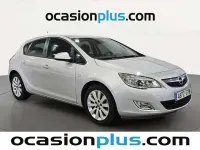 Usado Opel Astra Enjoy 110 CV (80 kW) 2010 Plateado Utilitario