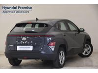 Usado Hyundai Kona 120 CV (88 kW) 2024 Ecotronic gray SUV