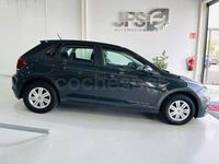 Usado VW Polo Edition 75 CV (55 kW) 2018 Gris / plata Utilitario