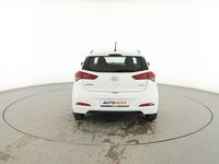 Usado Hyundai i20 85 CV (62 kW) 2018 Blanco Berlina
